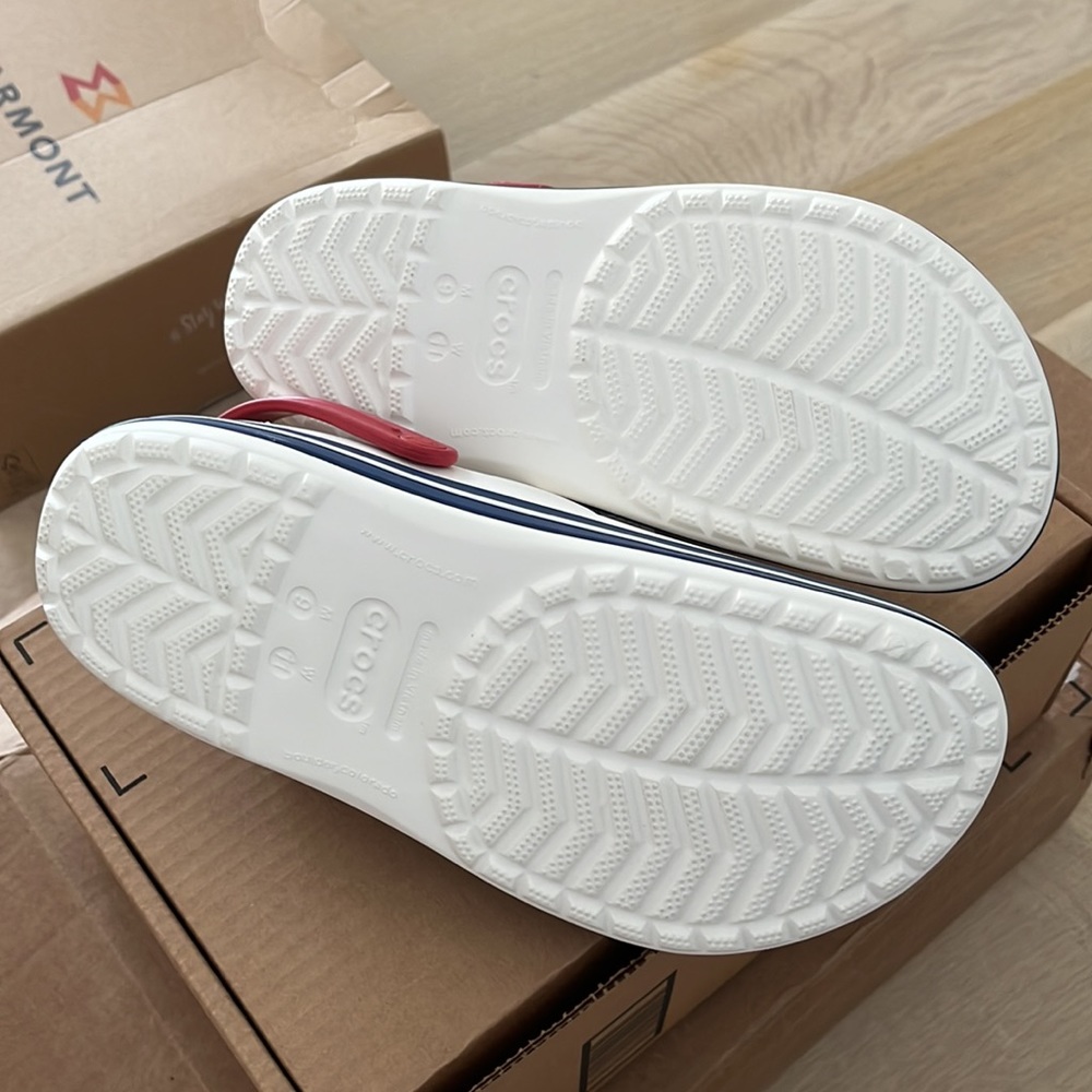 Crocs crocband red white & blue - men’s 9 - Picture 4 of 4